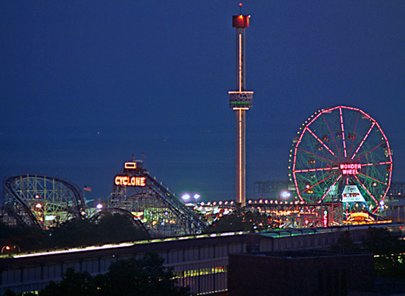 Wonder Wheel