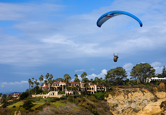 Hang Glider Over La Jolla Cliffs